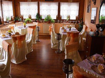 Bistro Mon Cheri Nunta Bucuresti