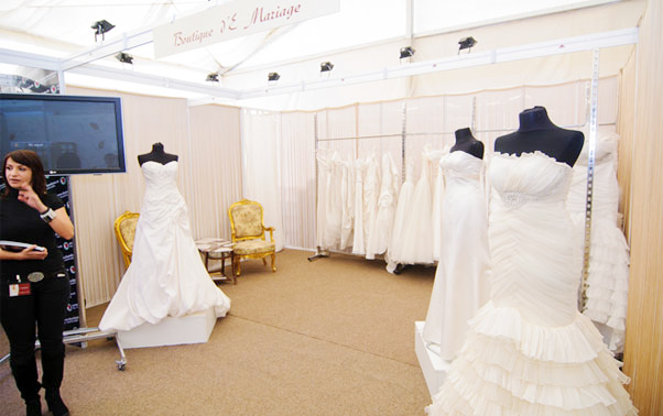 Stand rochii de mireasa E-Mariaj toamna 2011