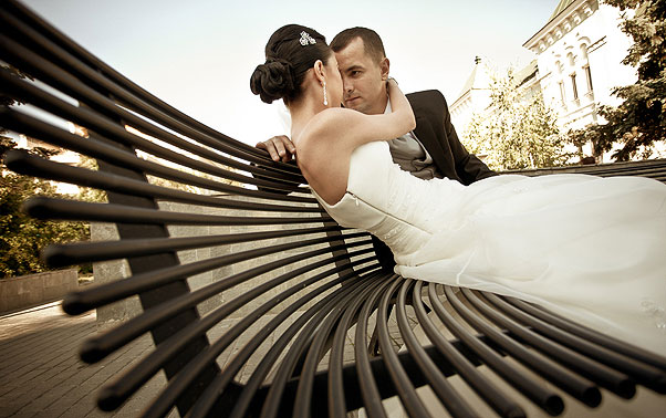 Sedinta foto nunta pe banca Irina si Catalin Ramnicu Valcea 